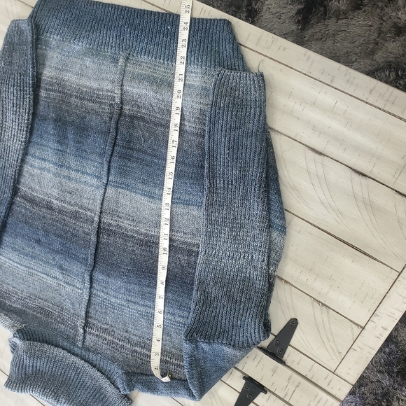 Ombre grey blue stripped pullover sweater over size turtleneck for women - Picture 4 of 6